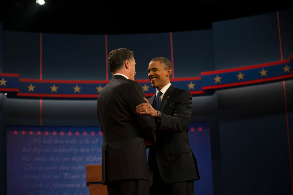 Mitt Romney and Barack Obama shakes hands at the second Presidential Debate